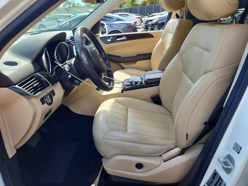 67866736 :رقم المزاد ، 4JGDF6EE0HA891061 vin ، 2017 Mercedes-benz Gls مزاد بيع