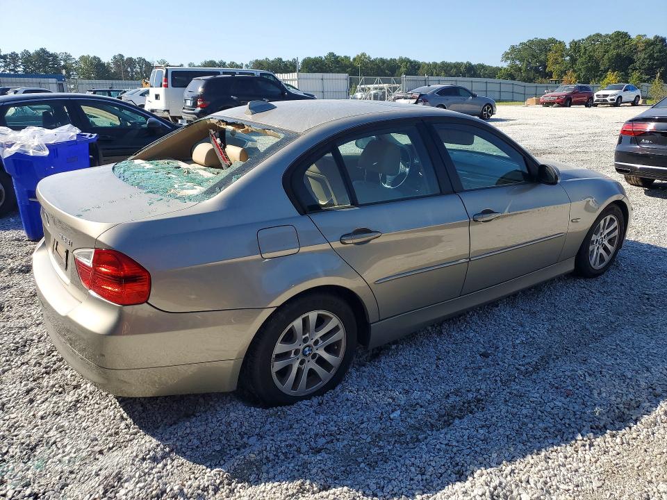 Продажа на аукционе авто 2007 Bmw 328, vin: WBAVC53527FZ80241, номер лота: 65948286