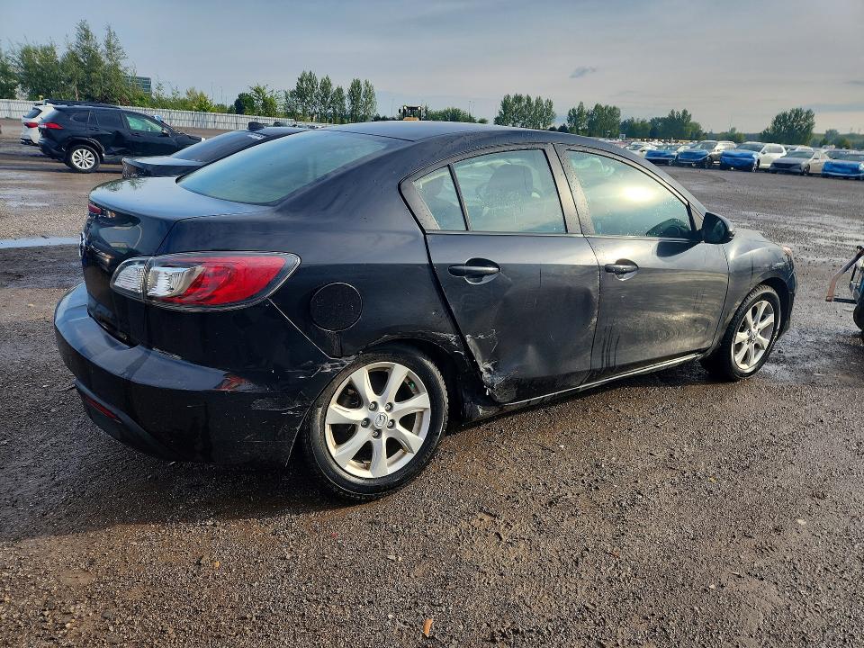 2011 Mazda 3 მანქანა იყიდება აუქციონზე, vin: JM1BL1UF4B1399352, აუქციონის ნომერი: 67444956