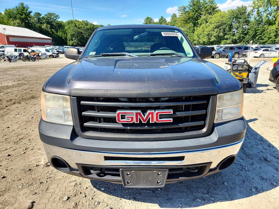68004056 :رقم المزاد ، 1GTR2TEA3BZ115548 vin ، 2011 Gmc Sierra مزاد بيع