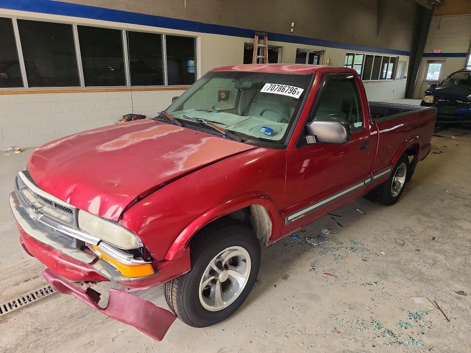 70786796 :رقم المزاد ، 1GCCS14531K154856 vin ، 2001 Chevrolet S Truck مزاد بيع