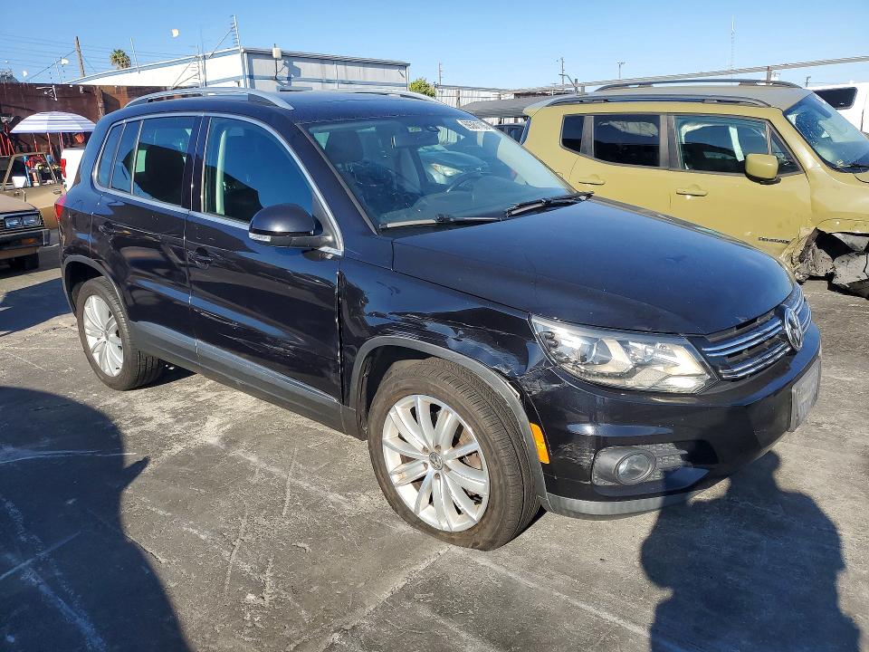 Aukcja sprzedaży 2016 Volkswagen Tiguan, vin: WVGAV7AX7GW578562, numer aukcji: 69381106