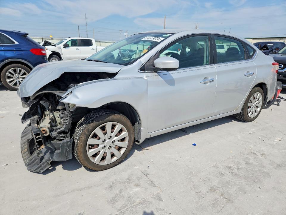 2014 Nissan Sentra მანქანა იყიდება აუქციონზე, vin: 3N1AB7AP2EL697784, აუქციონის ნომერი: 70559076