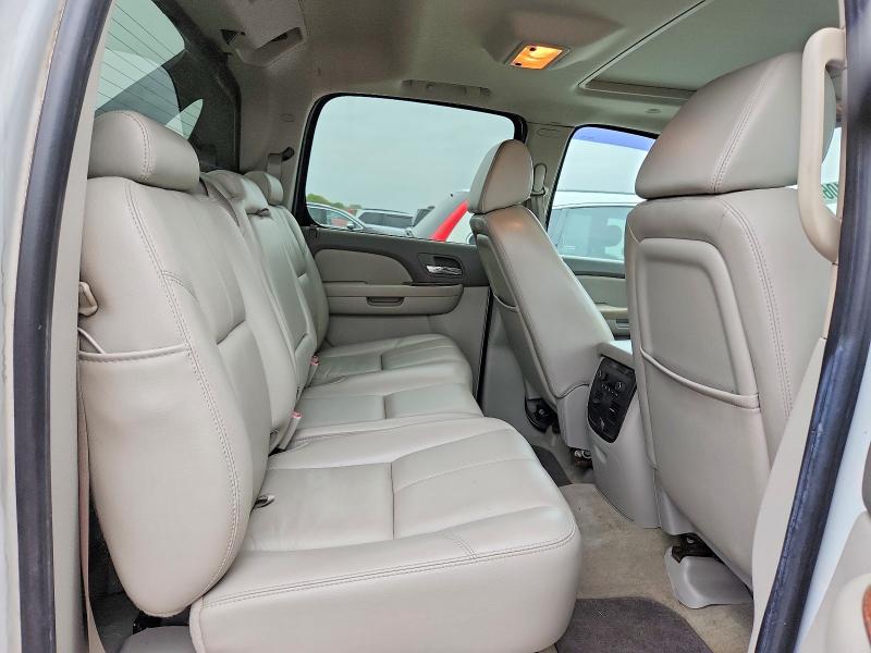 68801106 :رقم المزاد ، 3GNFK12337G187667 vin ، 2007 Chevrolet Avalanche مزاد بيع