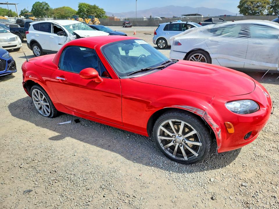 Продажа на аукционе авто 2007 Mazda Mx-5 Miata, vin: JM1NC26FX70133010, номер лота: 68329636