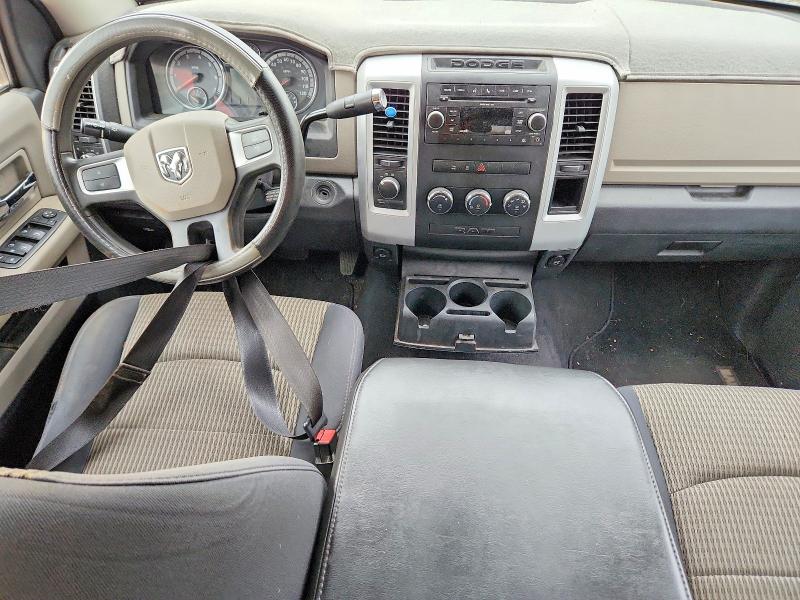 70945806 :رقم المزاد ، 1D7RV1GT4AS118739 vin ، 2010 Dodge Ram 1500 مزاد بيع