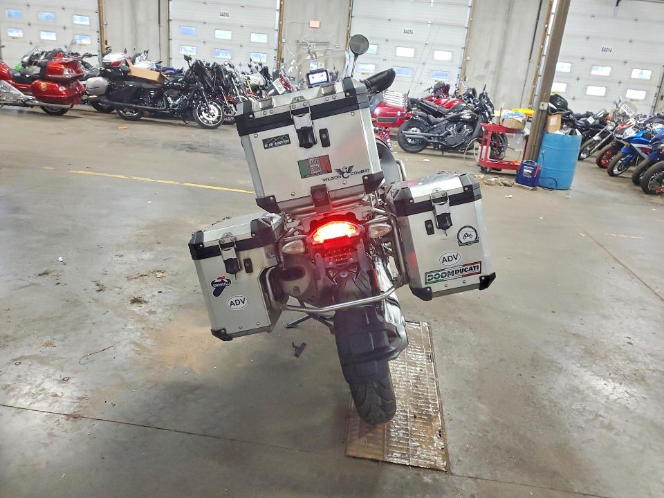 Продаж на аукціоні авто 2011 Bmw R1200, vin: WB1048005BZX66708, номер лоту: 70457346