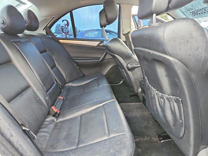 67822586 :رقم المزاد ، WDBRF52H36E022462 vin ، 2006 Mercedes-benz C مزاد بيع
