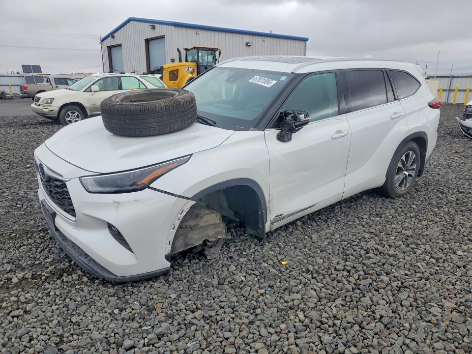 2022 Toyota Highlander Hybrid მანქანა იყიდება აუქციონზე, vin: 5TDHBRCH2NS554647, აუქციონის ნომერი: 67931896