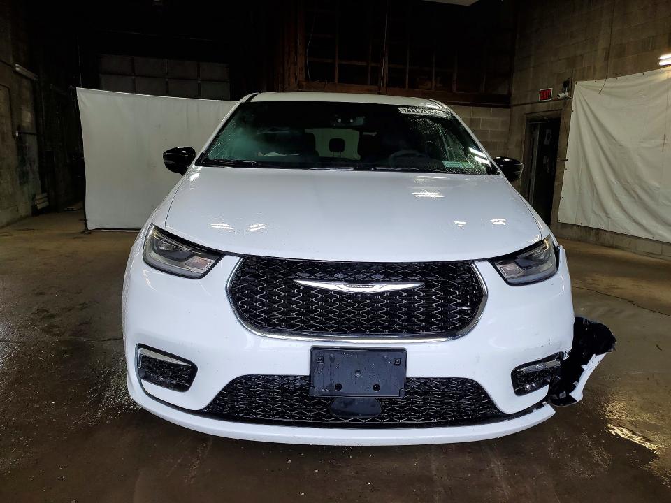 Продажа на аукционе авто 2026 Chrysler Pacifica, vin: 2C4RC1BG6TR272836, номер лота: 71192536