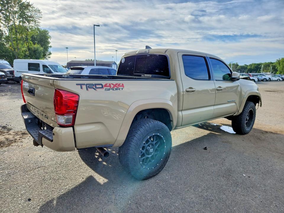 2017 Toyota Tacoma მანქანა იყიდება აუქციონზე, vin: 3TMCZ5AN3HM120264, აუქციონის ნომერი: 68654606