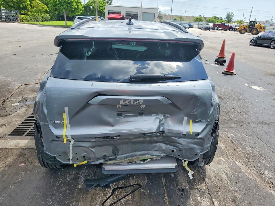 2023 Kia Niro მანქანა იყიდება აუქციონზე, vin: KNDCR3LE6P5084950, აუქციონის ნომერი: 68660896
