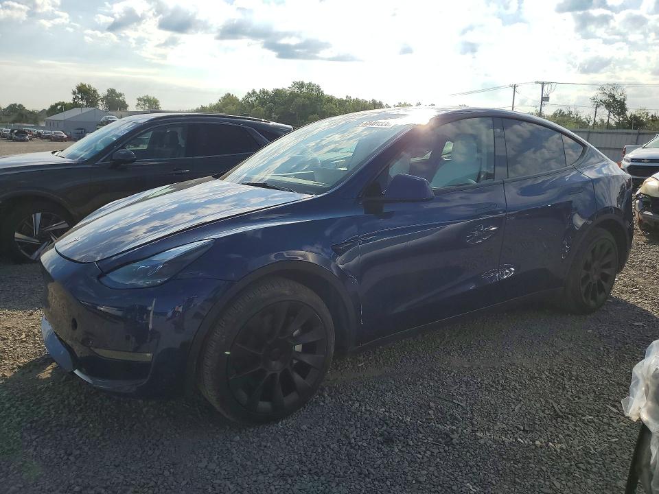 Продажа на аукционе авто 2022 Tesla Model Y, vin: 7SAYGDEE5NF419001, номер лота: 68401336