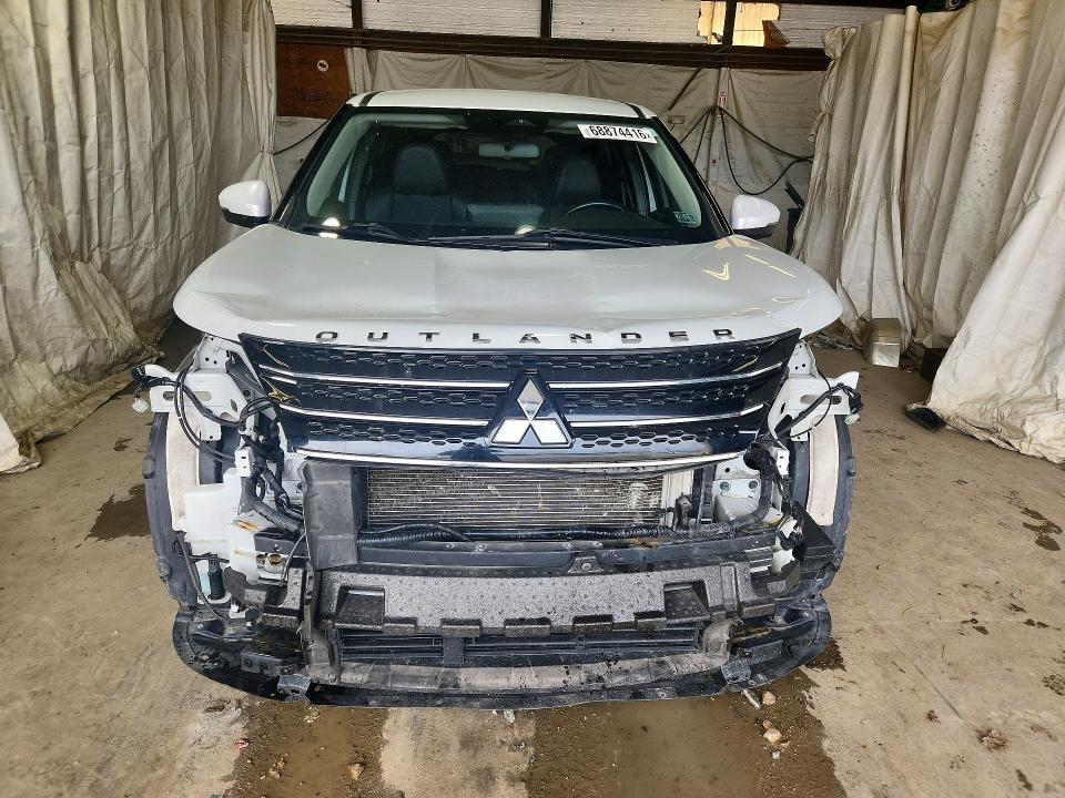 Продаж на аукціоні авто 2022 Mitsubishi Outlander, vin: JA4J4UA89NZ052552, номер лоту: 68874416