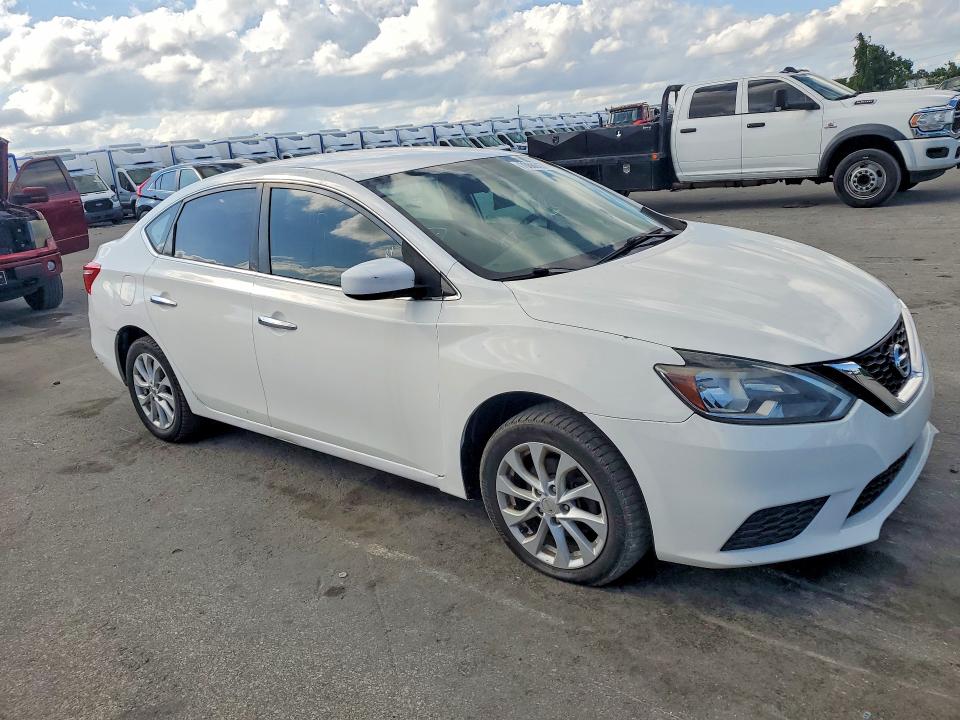 2019 Nissan Sentra მანქანა იყიდება აუქციონზე, vin: 3N1AB7AP1KL615040, აუქციონის ნომერი: 70686176