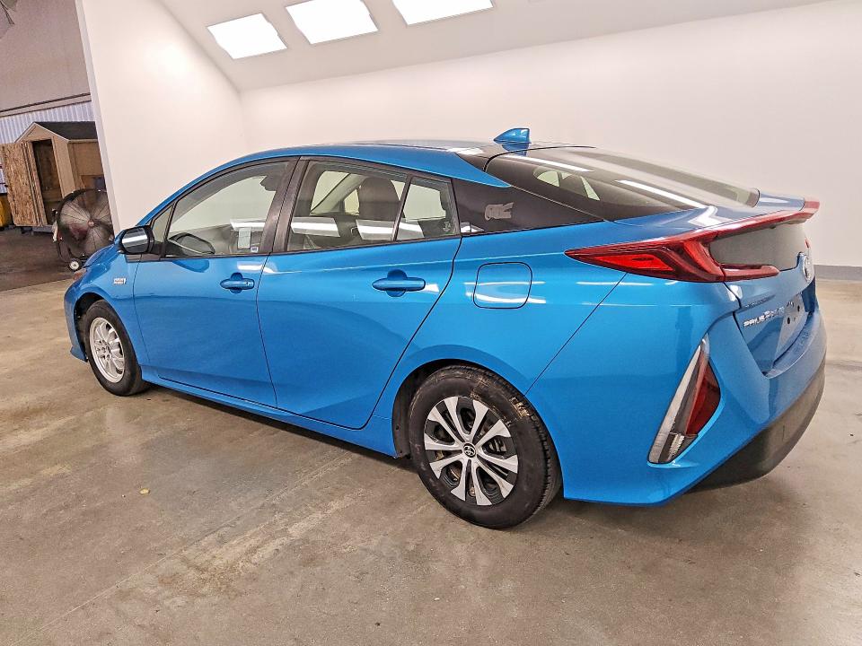 2021 Toyota Prius Prime მანქანა იყიდება აუქციონზე, vin: JTDKAMFP2M3171337, აუქციონის ნომერი: 66886476