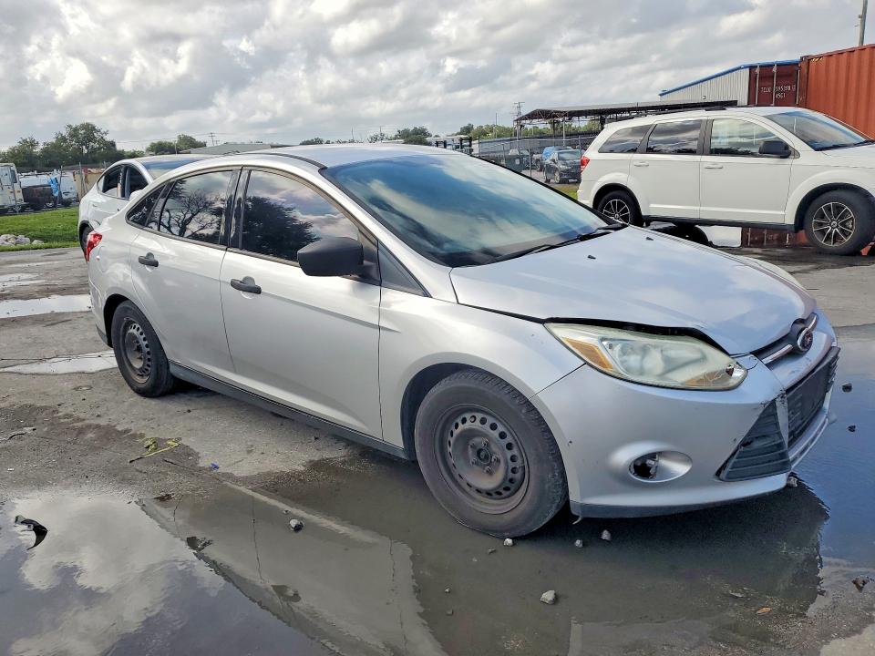 69202046 :رقم المزاد ، 1FAHP3E22CL193920 vin ، 2012 Ford Focus مزاد بيع