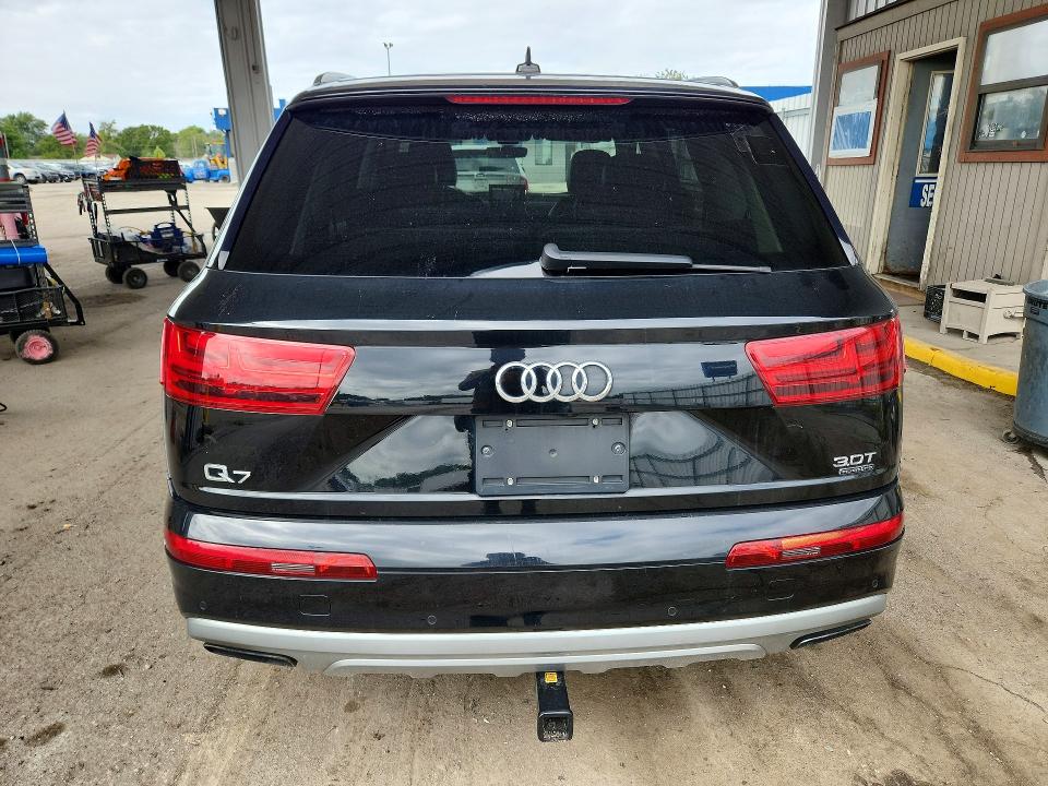 Продажа на аукционе авто 2018 Audi Q7, vin: WA1LAAF70JD024646, номер лота: 68887056
