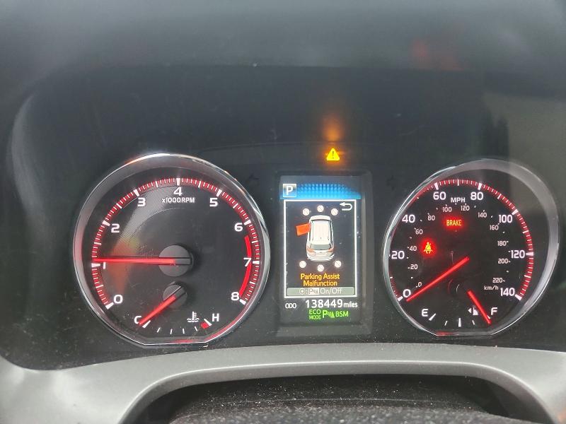 Продажа на аукционе авто 2017 Toyota Rav4, vin: 2T3JFREV3HW561750, номер лота: 69414476