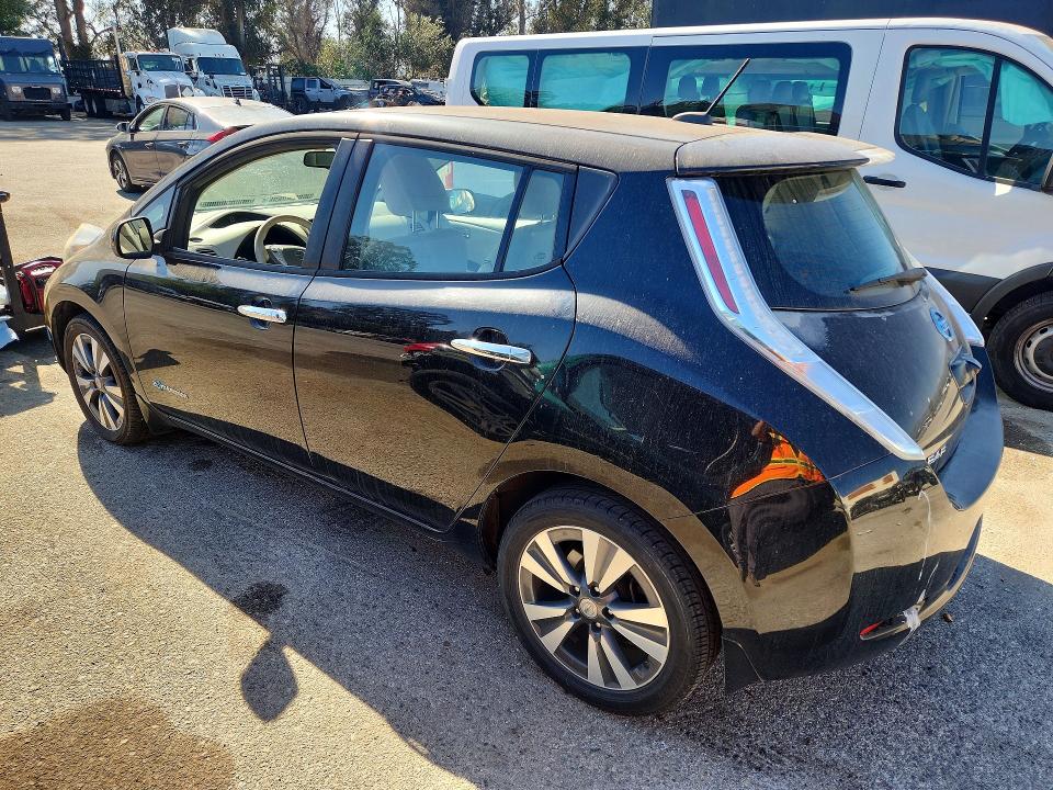 2015 Nissan Leaf მანქანა იყიდება აუქციონზე, vin: 1N4AZ0CP9FC322507, აუქციონის ნომერი: 70052866