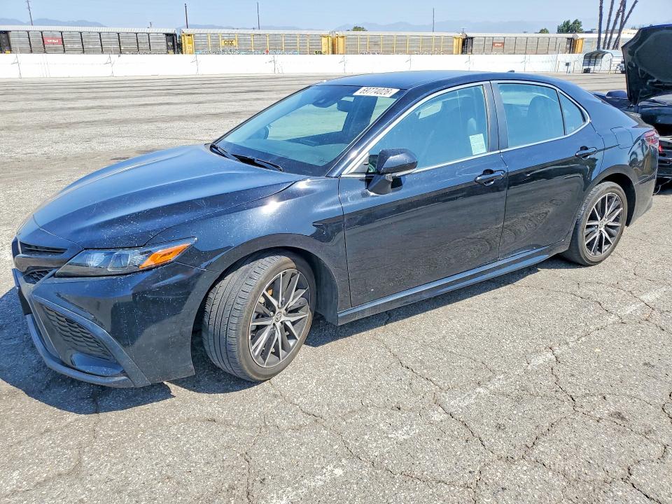 Продаж на аукціоні авто 2023 Toyota Camry, vin: 4T1G11AKXPU794733, номер лоту: 69774026