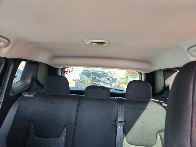 2015 Jeep Renegade მანქანა იყიდება აუქციონზე, vin: ZACCJABT9FPB31499, აუქციონის ნომერი: 69692256