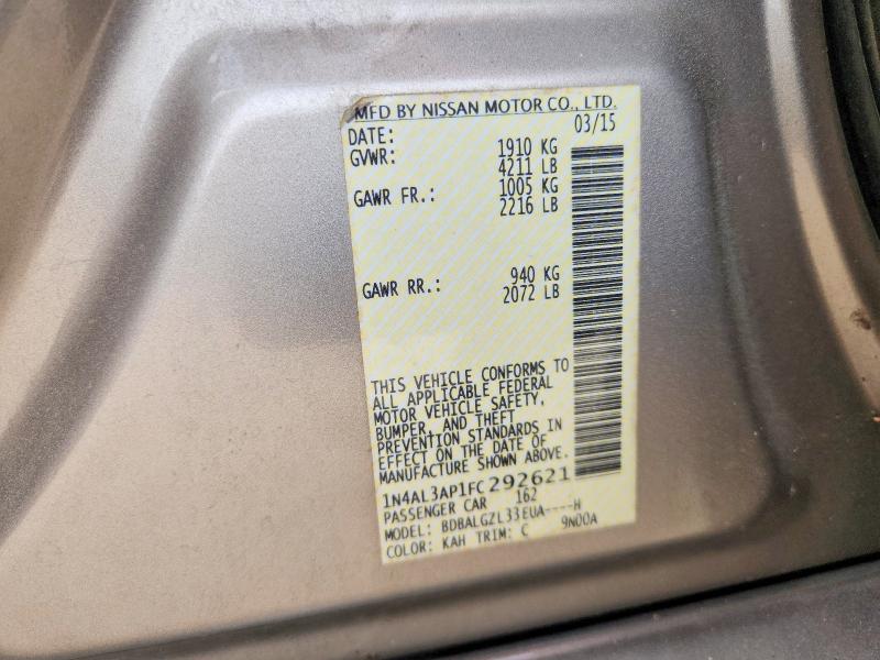 2015 Nissan Altima მანქანა იყიდება აუქციონზე, vin: 1N4AL3AP1FC292621, აუქციონის ნომერი: 67867846