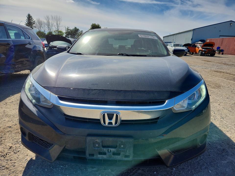 67862176 :رقم المزاد ، 2HGFC2F62JH011735 vin ، 2018 Honda Civic مزاد بيع