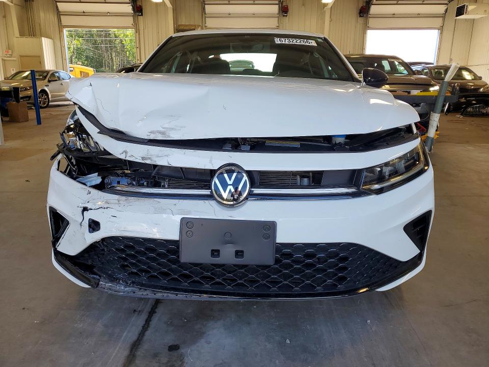 67322266 :رقم المزاد ، 3VWBX7BU3SM039420 vin ، 2025 Volkswagen Jetta مزاد بيع