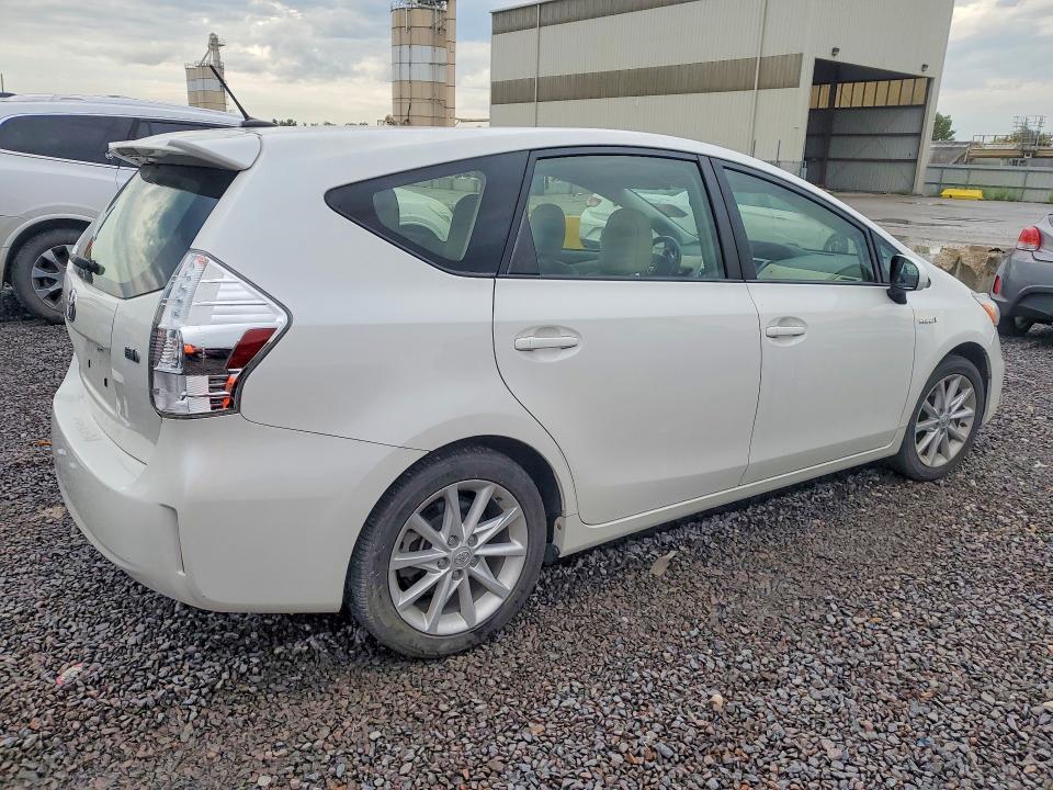68252246 :رقم المزاد ، JTDZN3EU7D3191233 vin ، 2013 Toyota Prius V مزاد بيع
