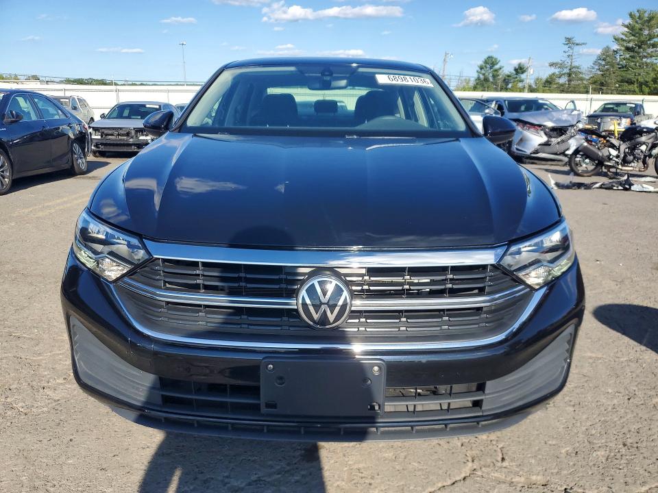 Продажа на аукционе авто 2023 Volkswagen Jetta, vin: 3VW5M7BU9PM005589, номер лота: 68981036