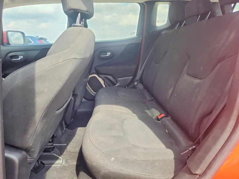 2015 Jeep Renegade მანქანა იყიდება აუქციონზე, vin: ZACCJABT5FPB85785, აუქციონის ნომერი: 69943786