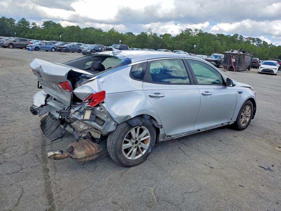 2018 Kia Optima მანქანა იყიდება აუქციონზე, vin: 5XXGT4L32JG212045, აუქციონის ნომერი: 67701706
