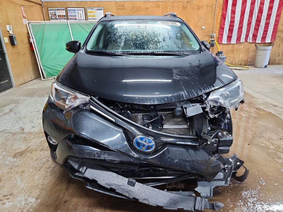 Продажа на аукционе авто 2018 Toyota Rav4 Hybrid, vin: JTMRJREV2JD210879, номер лота: 68001886