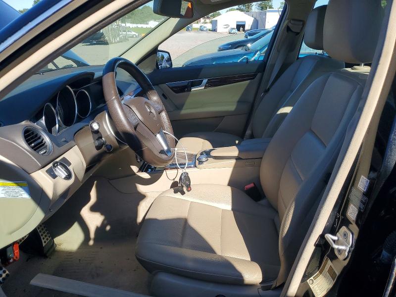 68695106 :رقم المزاد ، WDDGF8AB1DR278666 vin ، 2013 Mercedes-benz C مزاد بيع