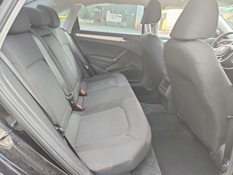 Продажа на аукционе авто 2017 Volkswagen Passat, vin: 1VWAT7A3XHC008448, номер лота: 69997536