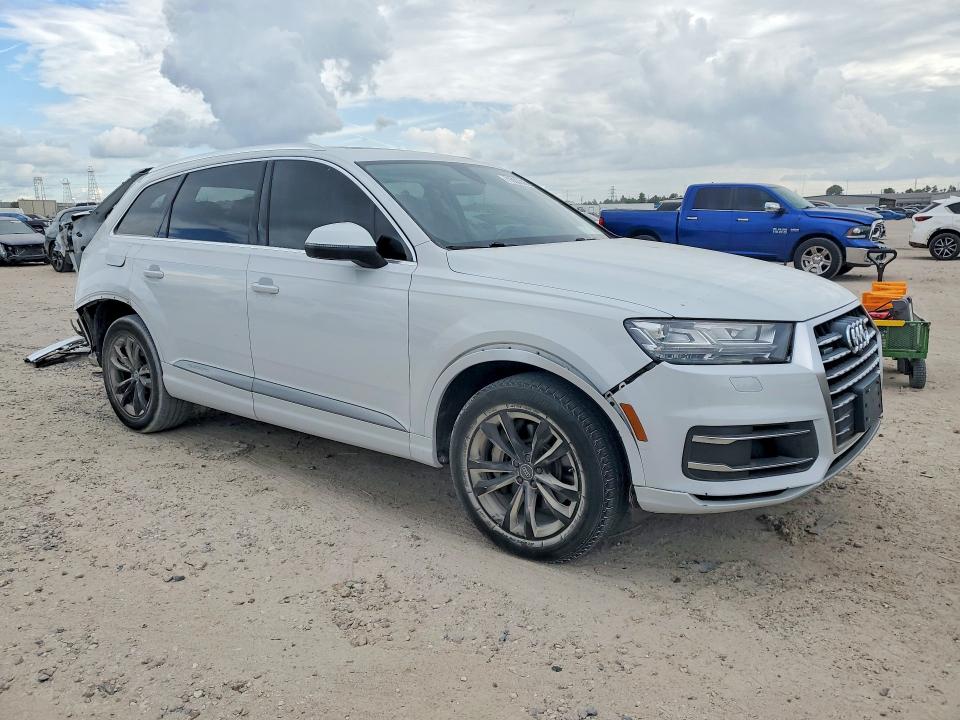 71093156 :رقم المزاد ، WA1LAAF78HD028342 vin ، 2017 Audi Q7 مزاد بيع