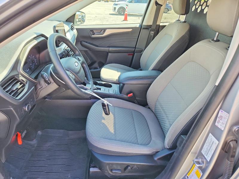 69733566 :رقم المزاد ، 1FMCU0G62NUB60453 vin ، 2022 Ford Escape مزاد بيع