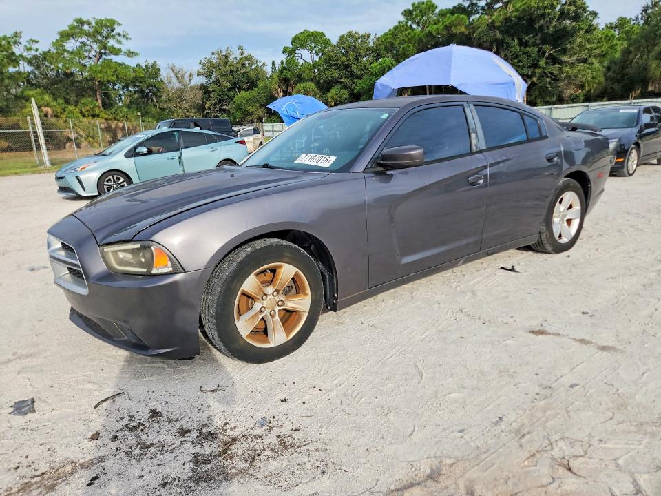 71107016 :رقم المزاد ، 2C3CDXBG2DH725433 vin ، 2013 Dodge Charger مزاد بيع