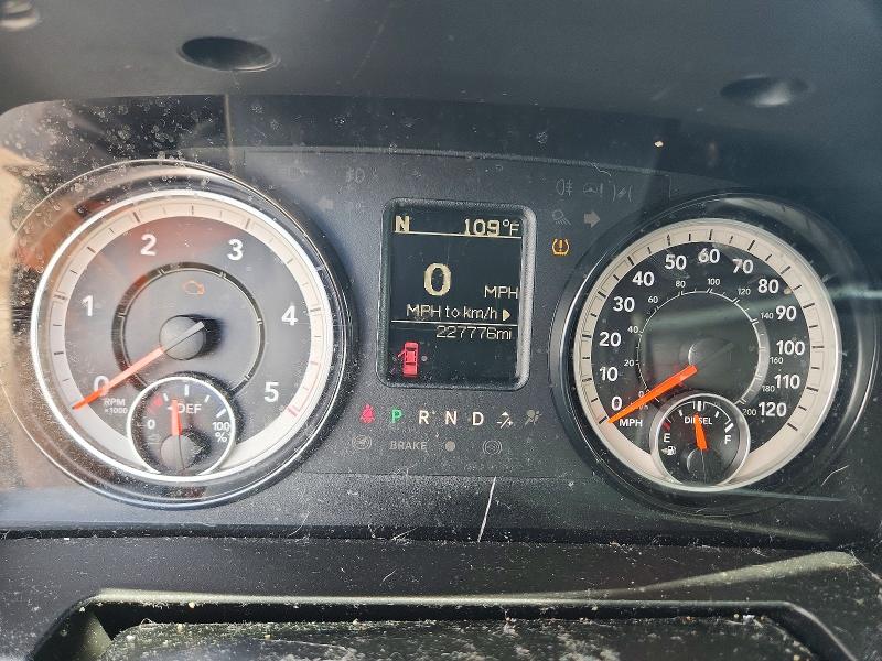 67081856 :رقم المزاد ، 1C6RR7KM5JS277309 vin ، 2018 Ram 1500 مزاد بيع