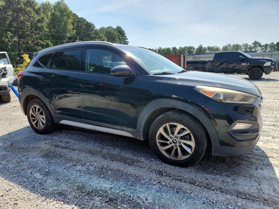 Aukcja sprzedaży 2017 Hyundai Tucson, vin: KM8J33A45HU435711, numer aukcji: 68748946