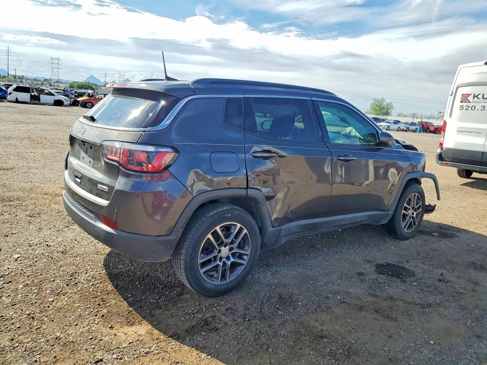 2017 Jeep Compass მანქანა იყიდება აუქციონზე, vin: 3C4NJCBB7HT632589, აუქციონის ნომერი: 69082916