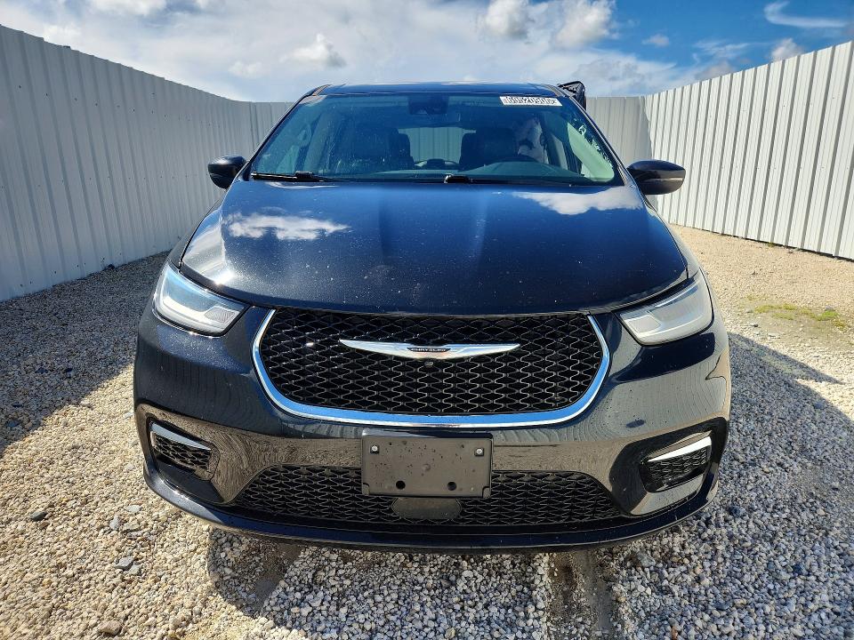 Продажа на аукционе авто 2023 Chrysler Pacifica, vin: 2C4RC1L76PR558724, номер лота: 69520906