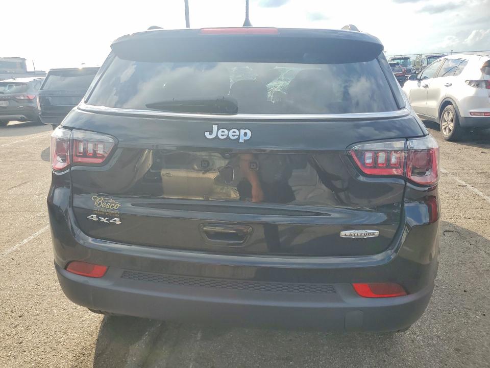 Продаж на аукціоні авто 2017 Jeep Compass, vin: 3C4NJDBB4HT666138, номер лоту: 68090666