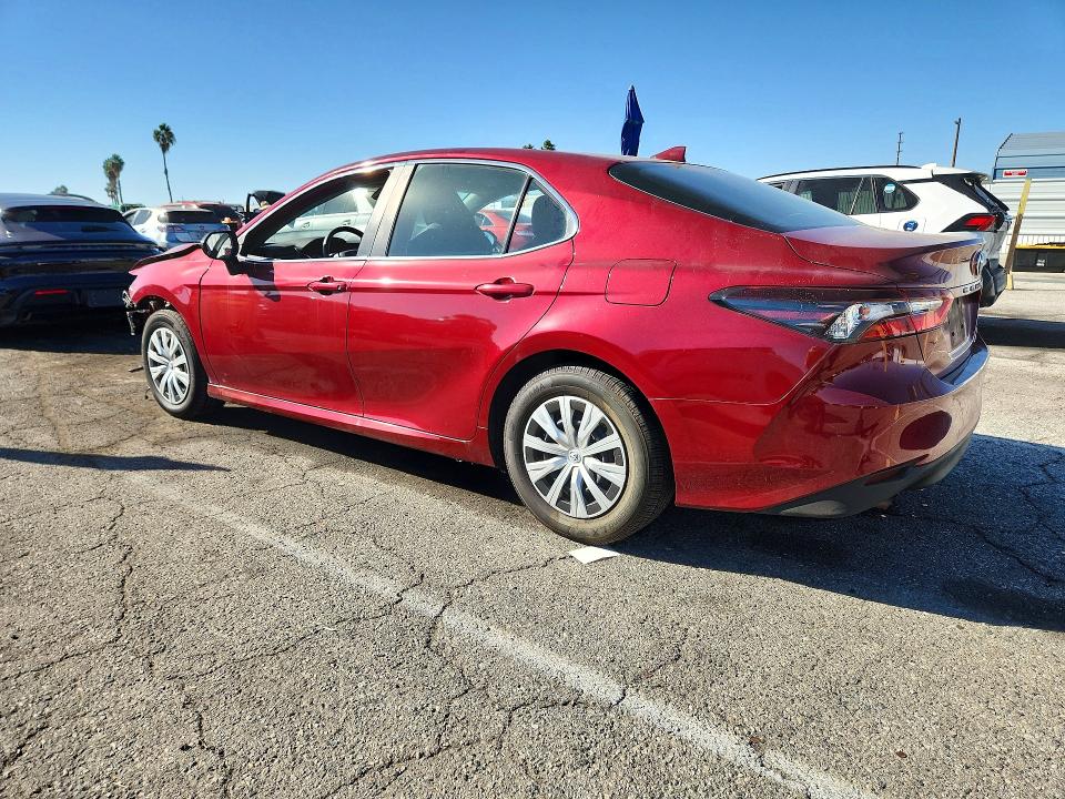 Продажа на аукционе авто 2022 Toyota Camry, vin: 4T1C31AK0NU577388, номер лота: 71170066