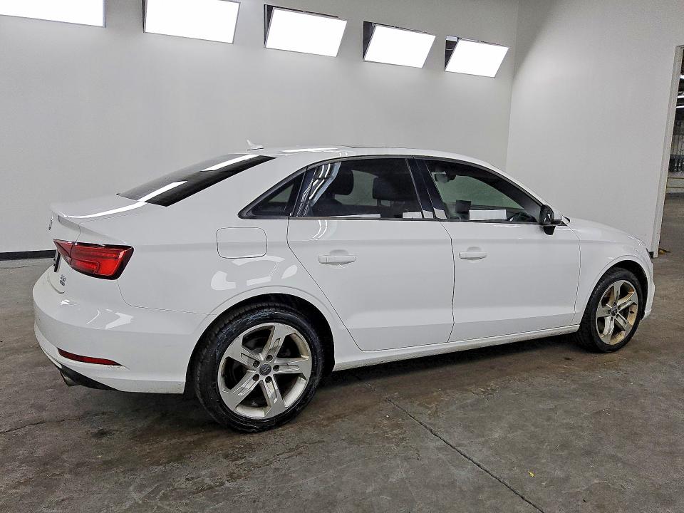 Aukcja sprzedaży 2018 Audi A3, vin: WAUB8GFF3J1000900, numer aukcji: 63571486