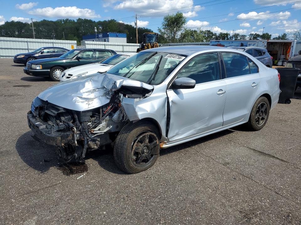 68040756 :رقم المزاد ، 3VWD17AJ2EM223429 vin ، 2014 Volkswagen Jetta مزاد بيع