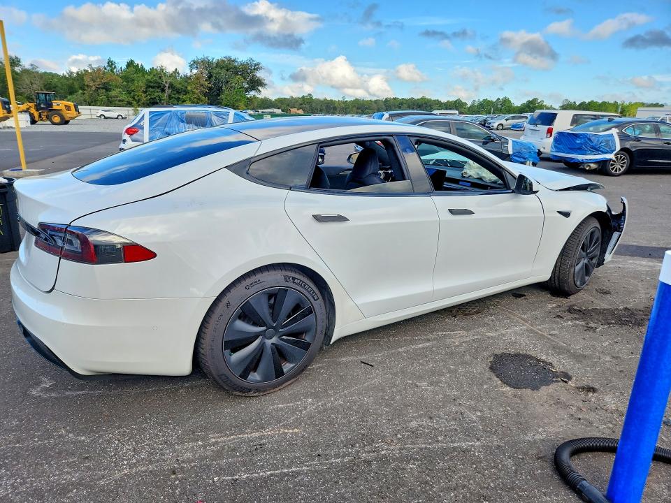 Продажа на аукционе авто 2021 Tesla Model S, vin: 5YJSA1E59MF441973, номер лота: 67425466
