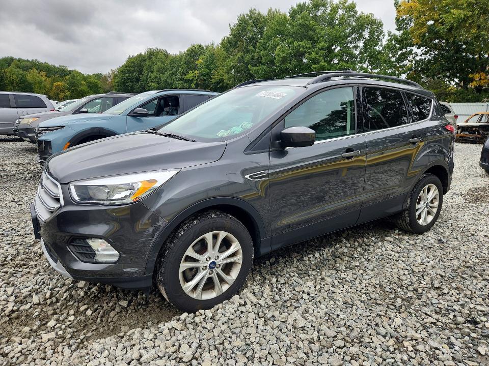 2018 Ford Escape მანქანა იყიდება აუქციონზე, vin: 1FMCU9GD0JUD38292, აუქციონის ნომერი: 71285466