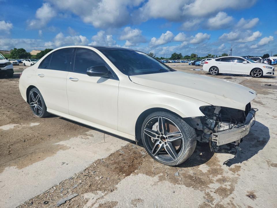 Продаж на аукціоні авто 2020 Mercedes-benz E, vin: WDDZF8DB2LA700784, номер лоту: 67739526